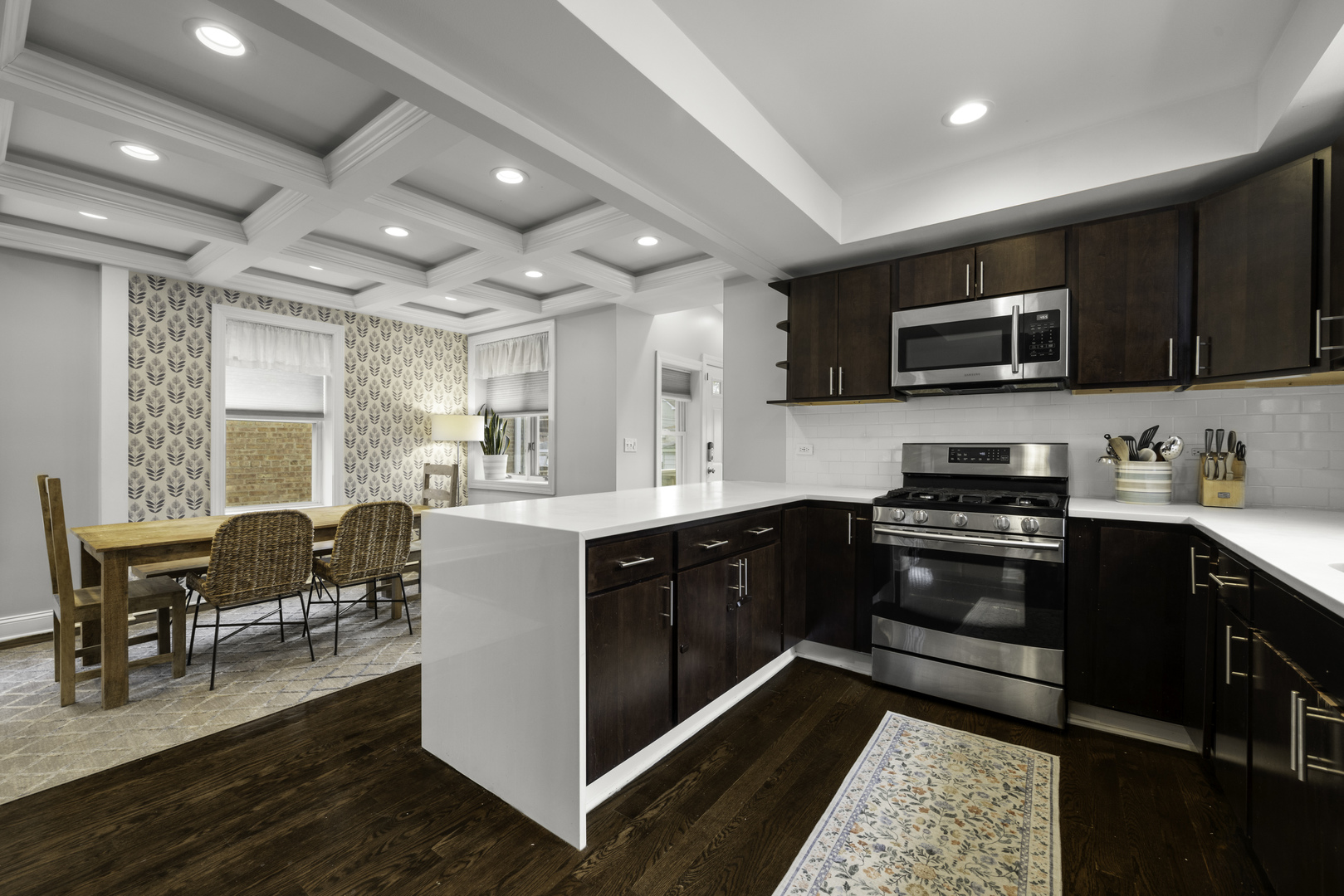 5422 N Natoma Avenue, Chicago, IL 60656