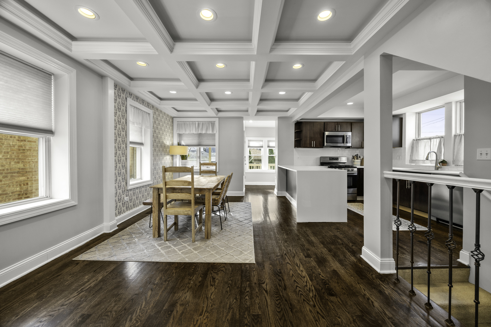 5422 N Natoma Avenue, Chicago, IL 60656