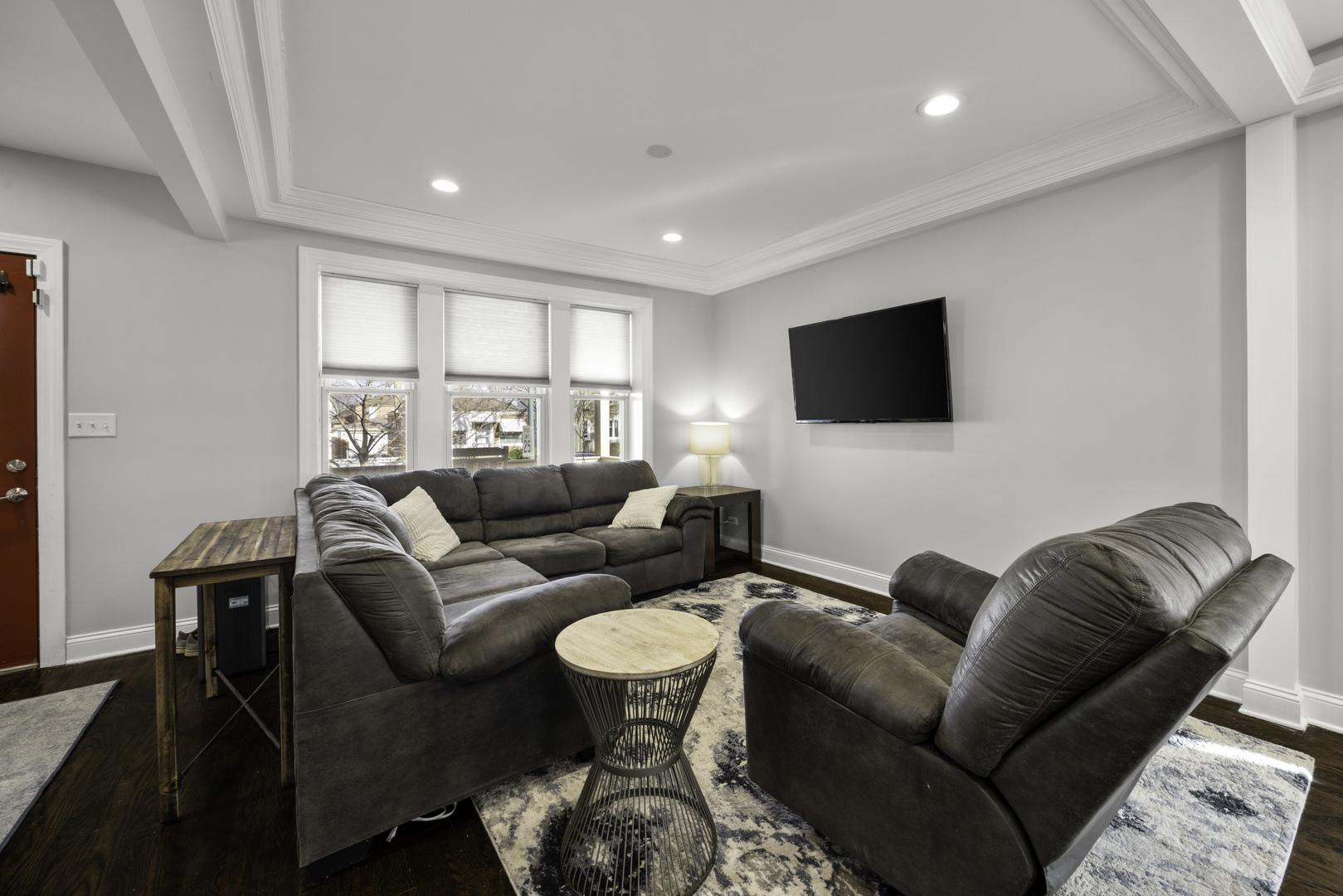 5422 N Natoma Avenue, Chicago, IL 60656