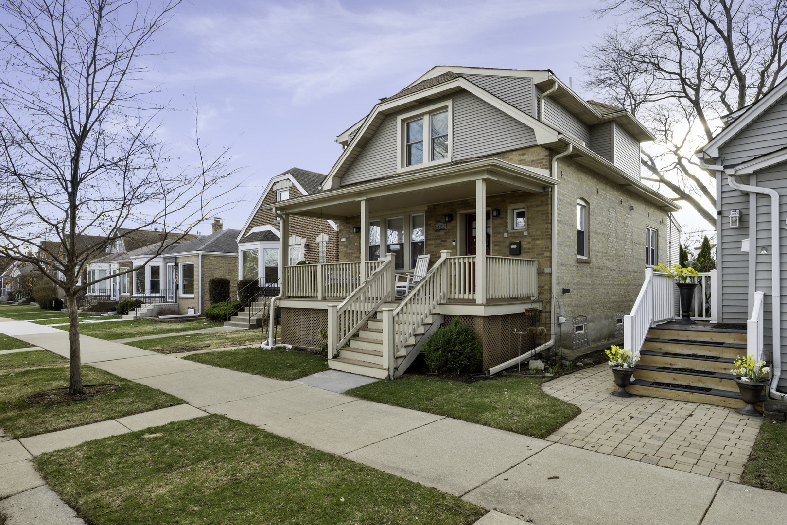 5422 N Natoma Avenue, Chicago, IL 60656