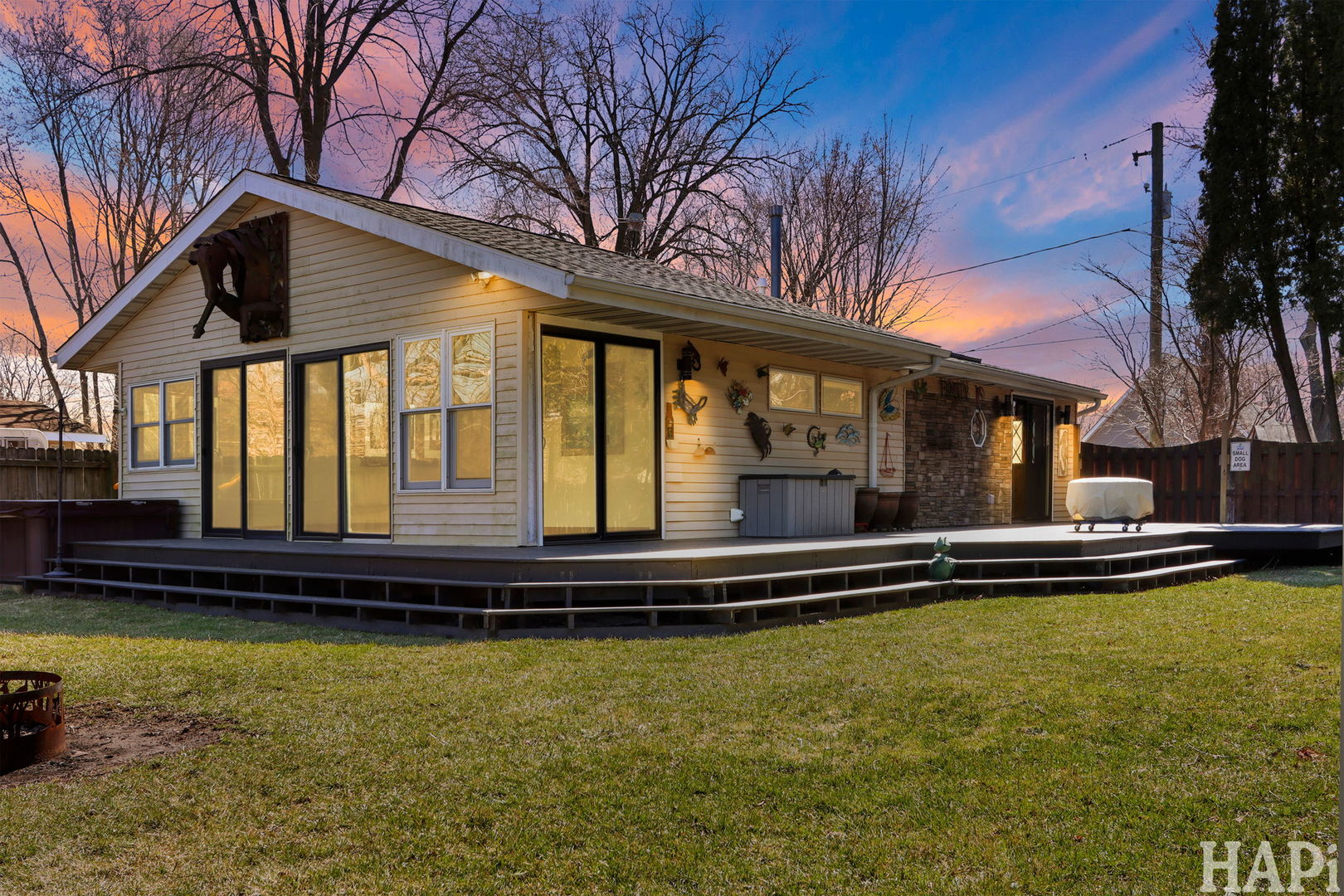 1319 Nippersink Drive, Spring Grove, IL 60081