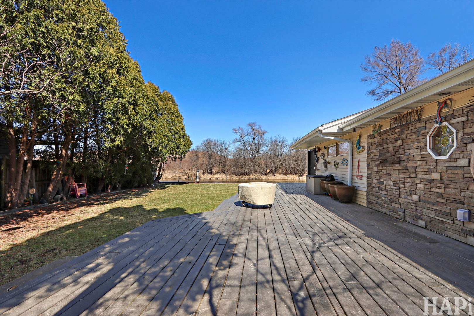 1319 Nippersink Drive, Spring Grove, IL 60081