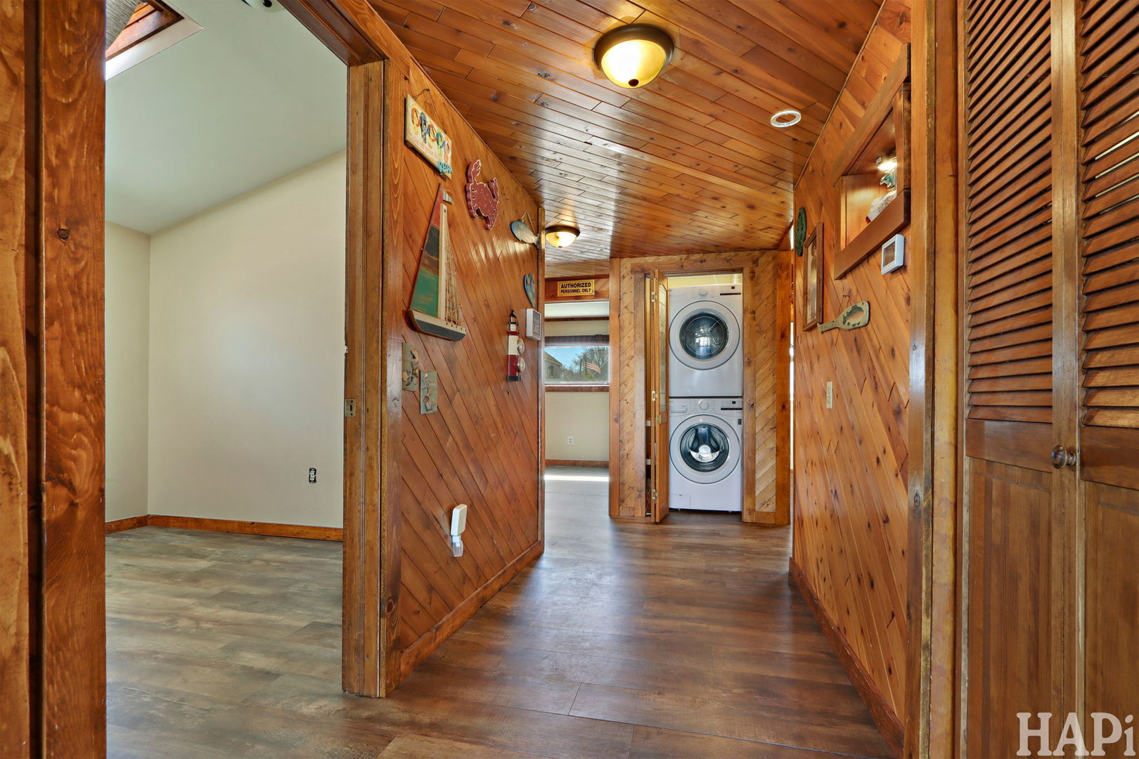 1319 Nippersink Drive, Spring Grove, IL 60081