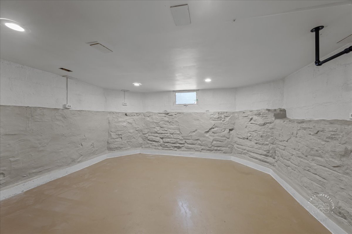 West Chicago, IL 60185