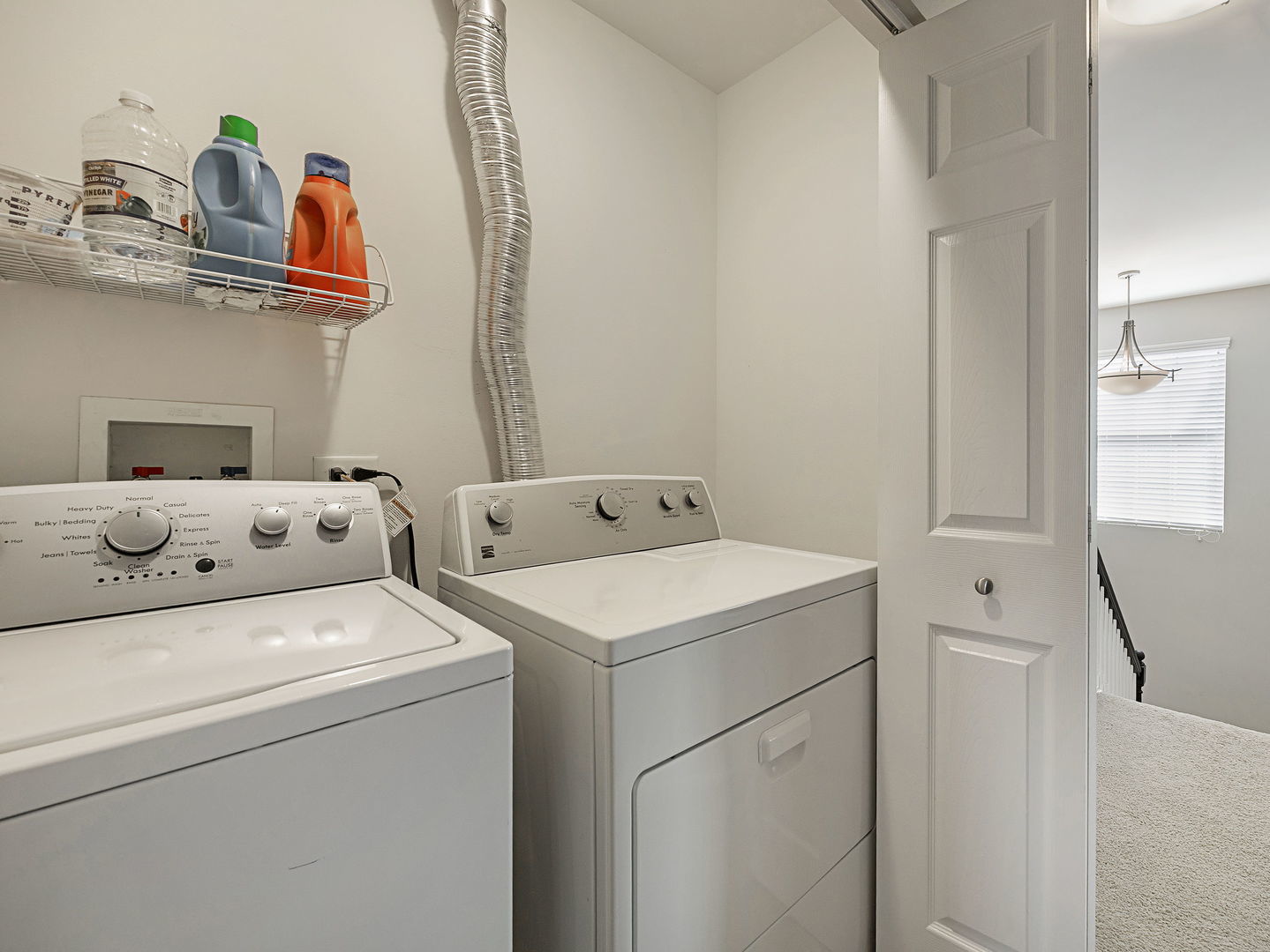 27W711 N Meadowview Drive, Winfield, IL 60190