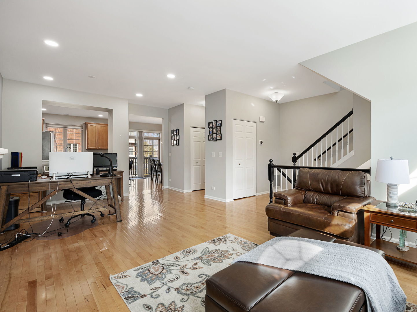 27W711 N Meadowview Drive, Winfield, IL 60190