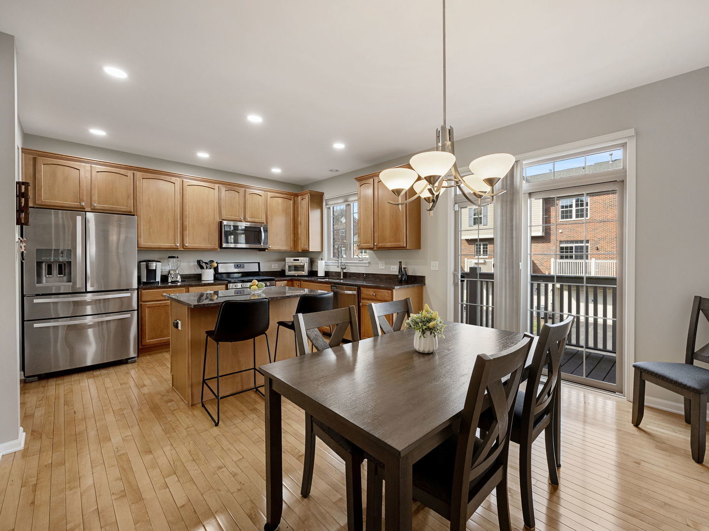 27W711 N Meadowview Drive, Winfield, IL 60190