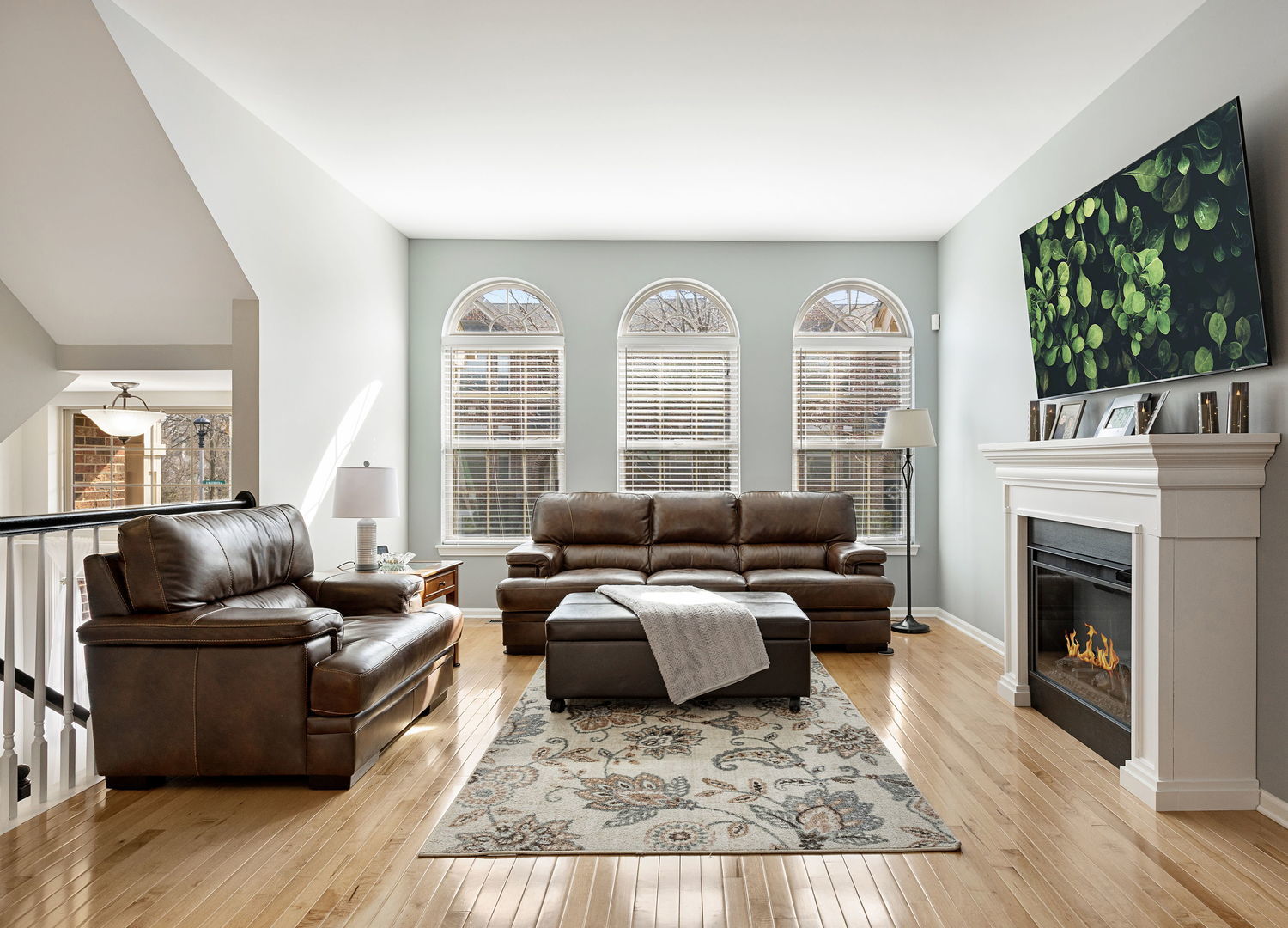 27W711 N Meadowview Drive, Winfield, IL 60190