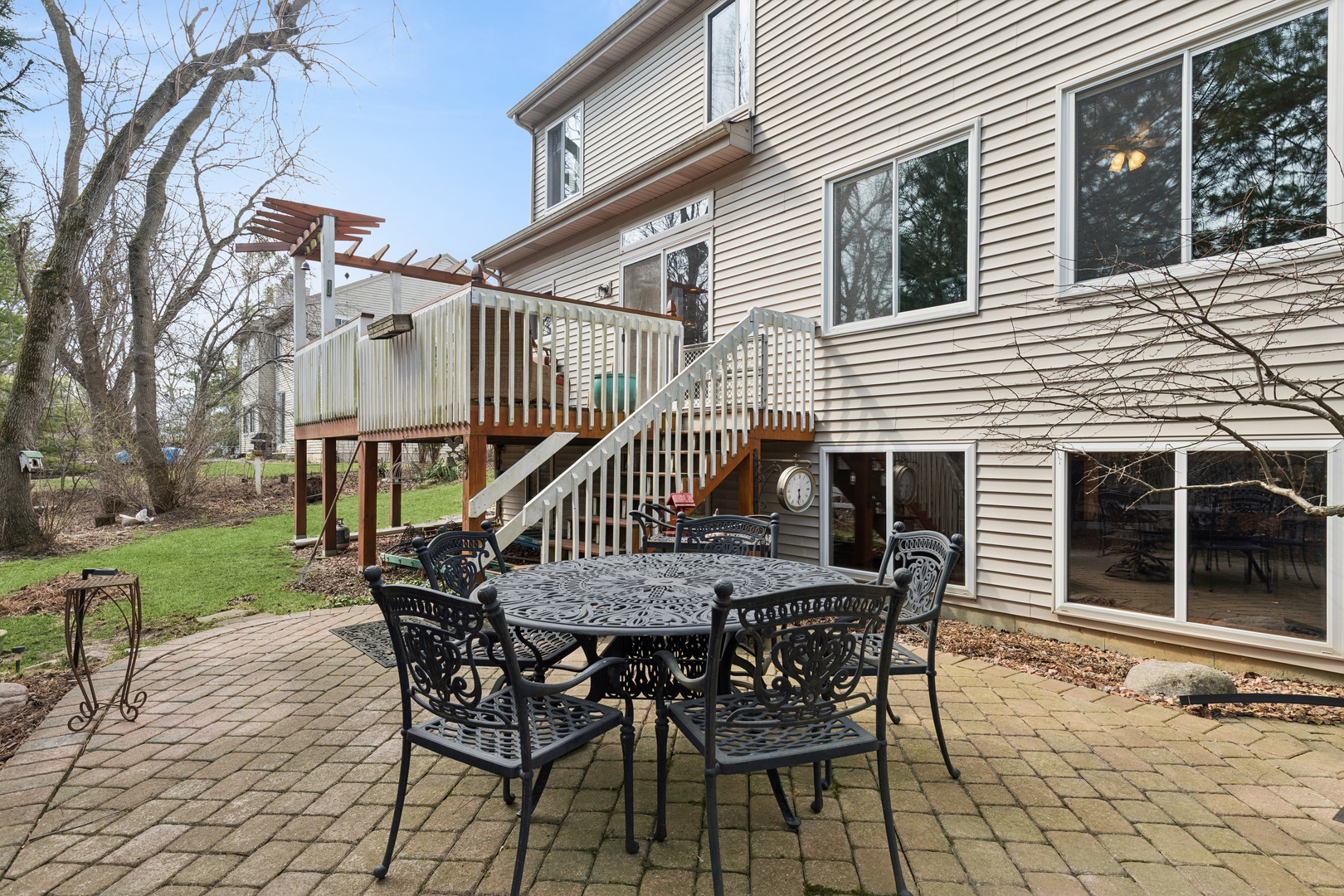 411 Oak Grove Circle, Wauconda, IL 60084