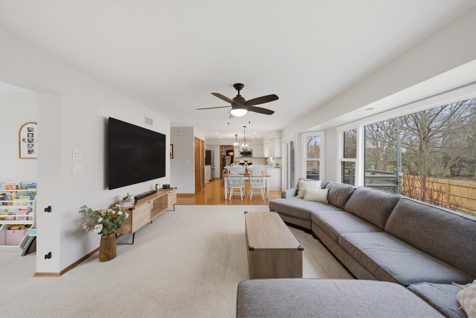 18716 W Jasmine Court, Grayslake, IL 60030