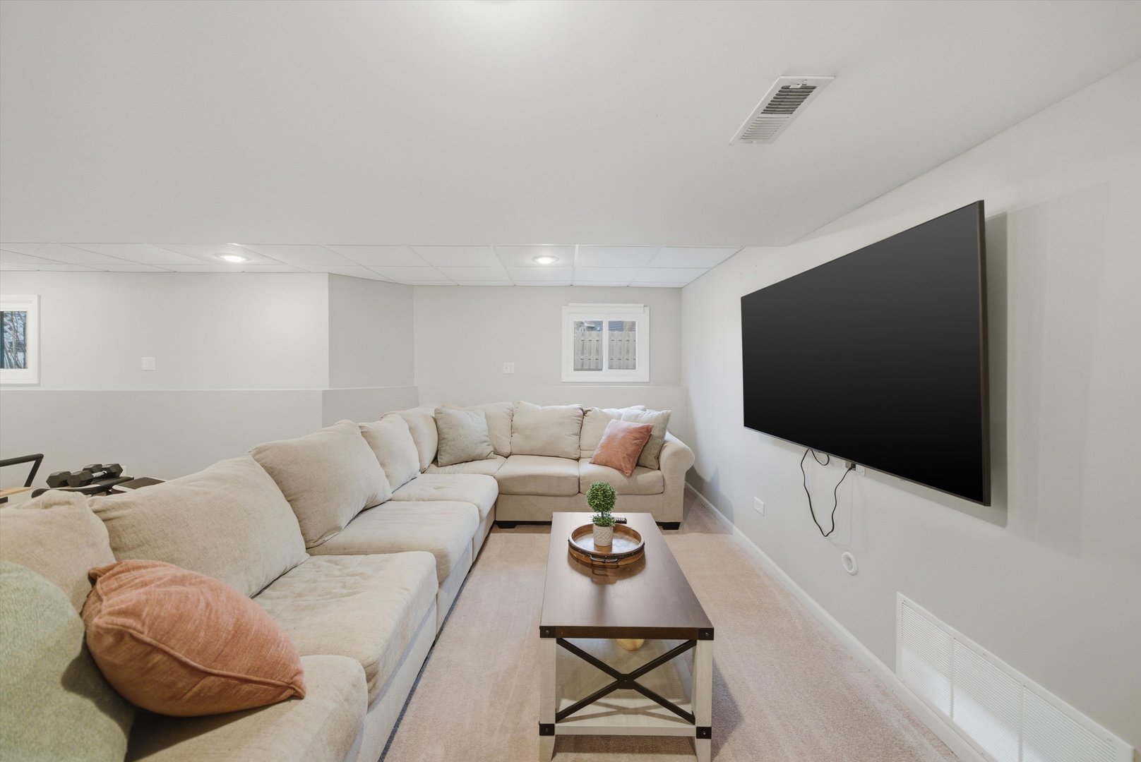 18716 W Jasmine Court, Grayslake, IL 60030