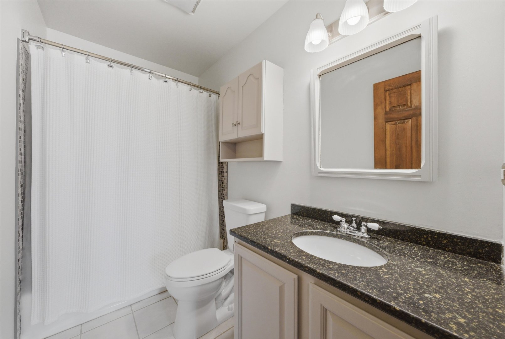 18716 W Jasmine Court, Grayslake, IL 60030