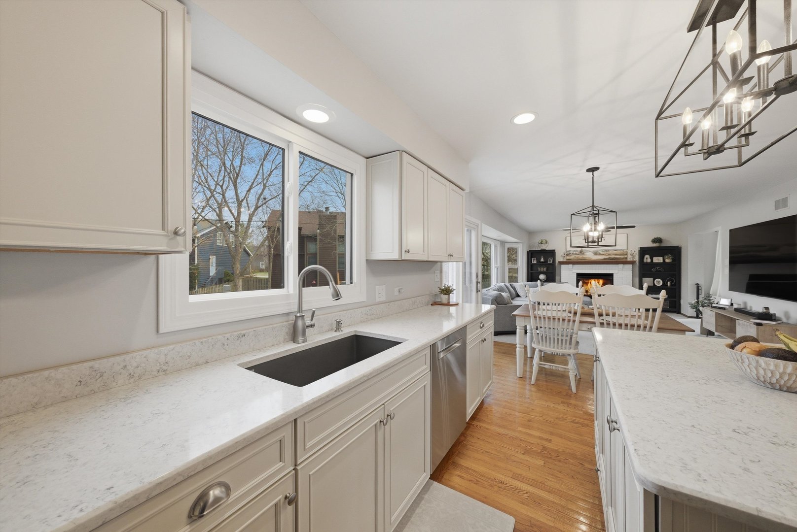 18716 W Jasmine Court, Grayslake, IL 60030