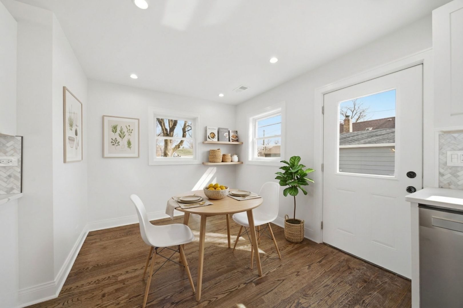 7851 Suburban Lane, Bridgeview, IL 60455