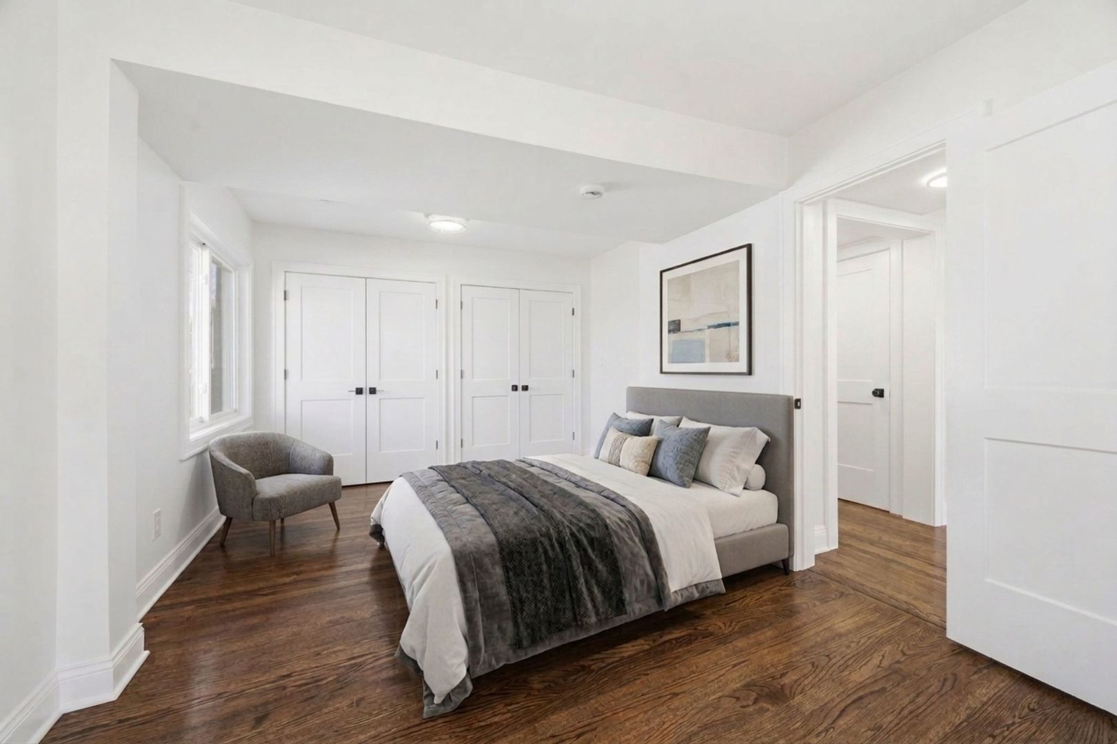 7851 Suburban Lane, Bridgeview, IL 60455