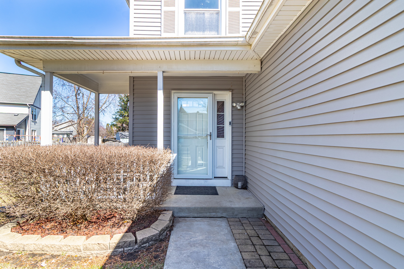 1577 Pinetree Drive, Gurnee, IL 60031