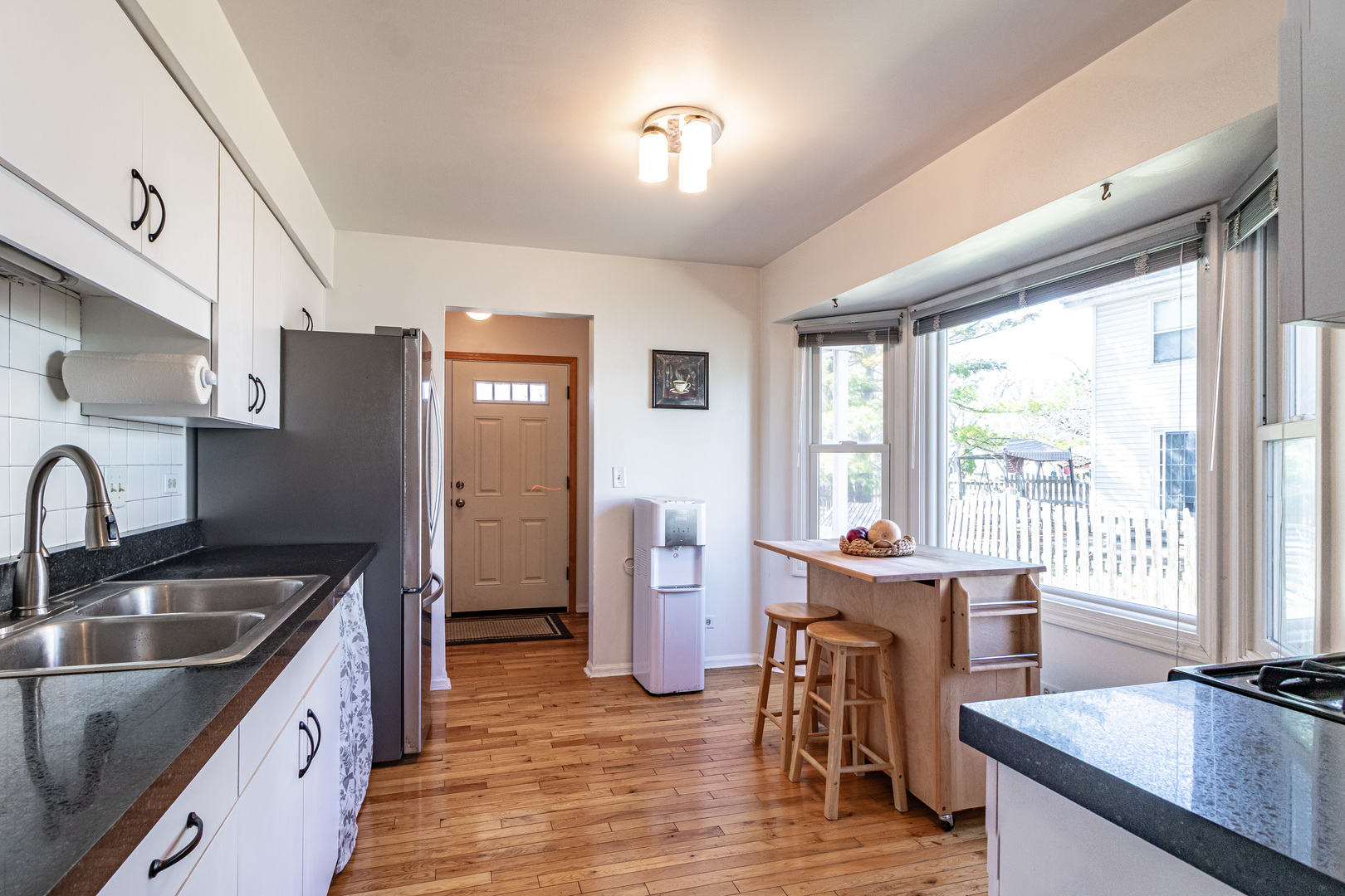 1577 Pinetree Drive, Gurnee, IL 60031