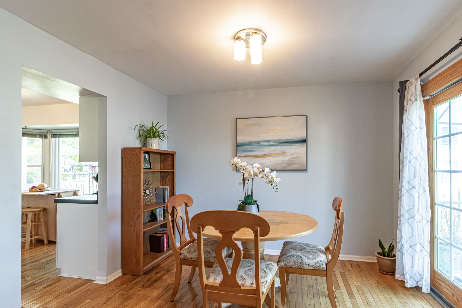 1577 Pinetree Drive, Gurnee, IL 60031