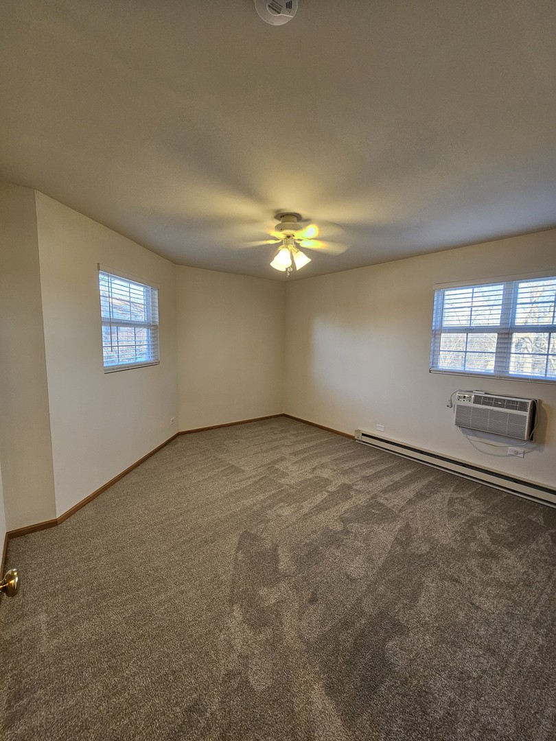 1435 Spring Brook Court #2B, Round Lake Beach, IL 60073