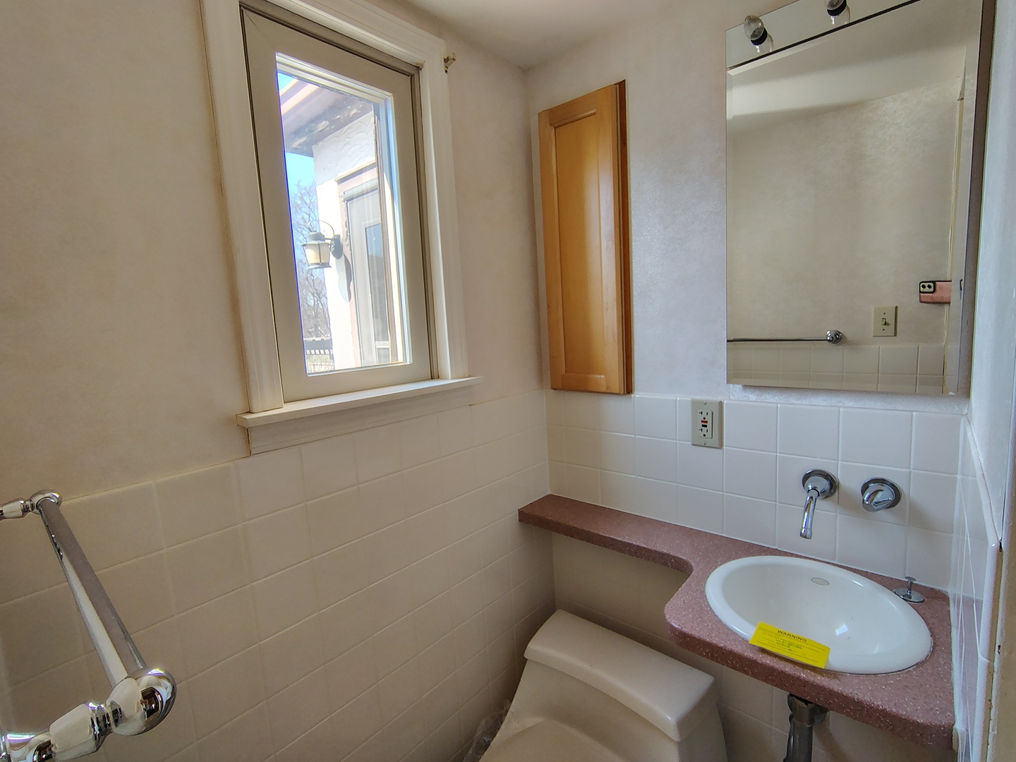 Libertyville, IL 60048