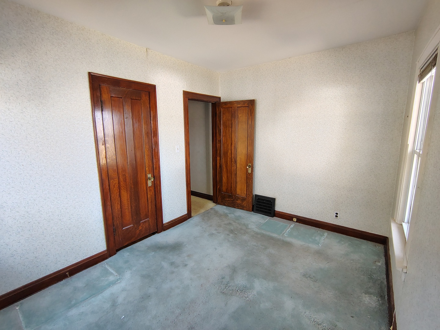 Libertyville, IL 60048