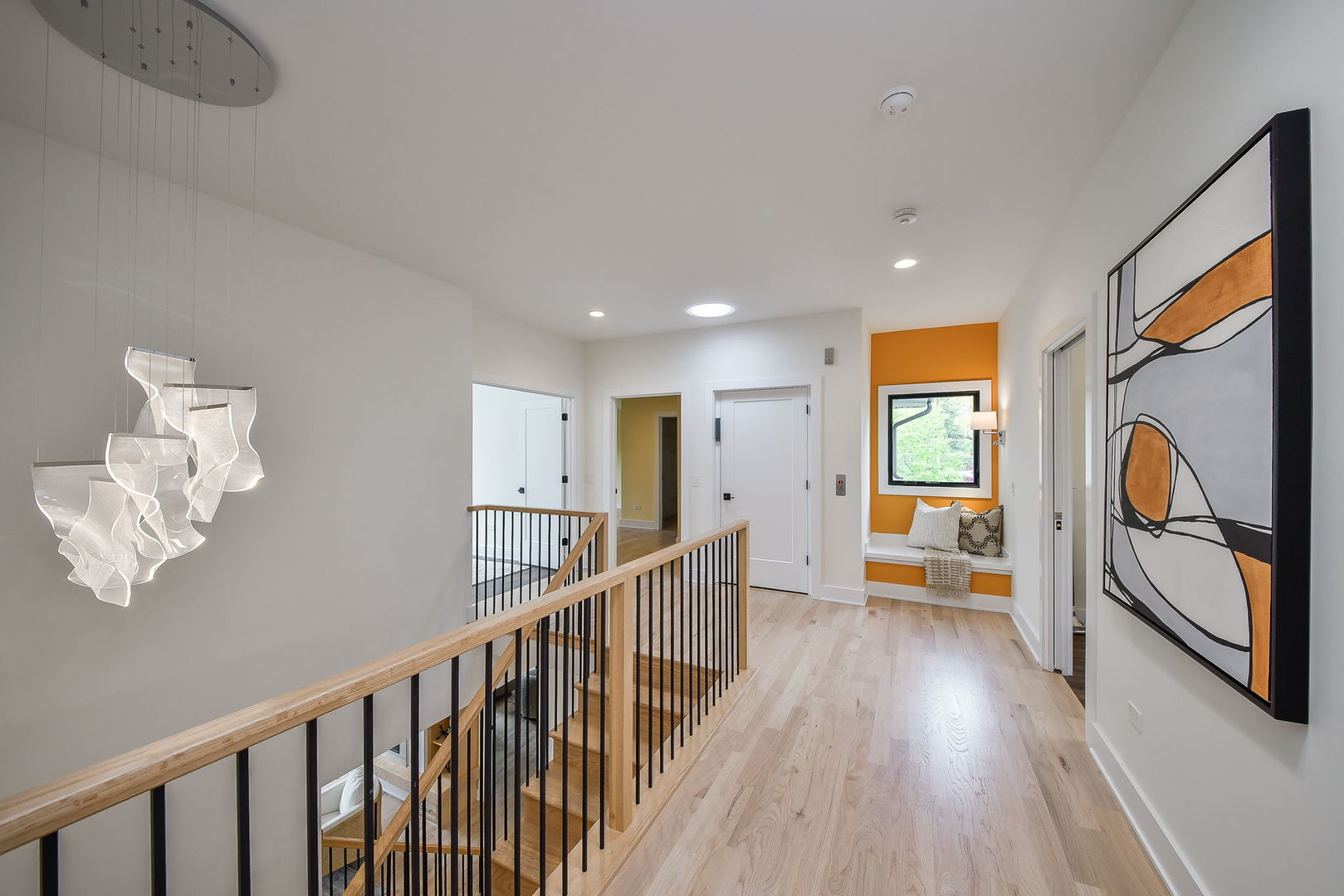 611 S Loomis Street, Naperville, IL 60540