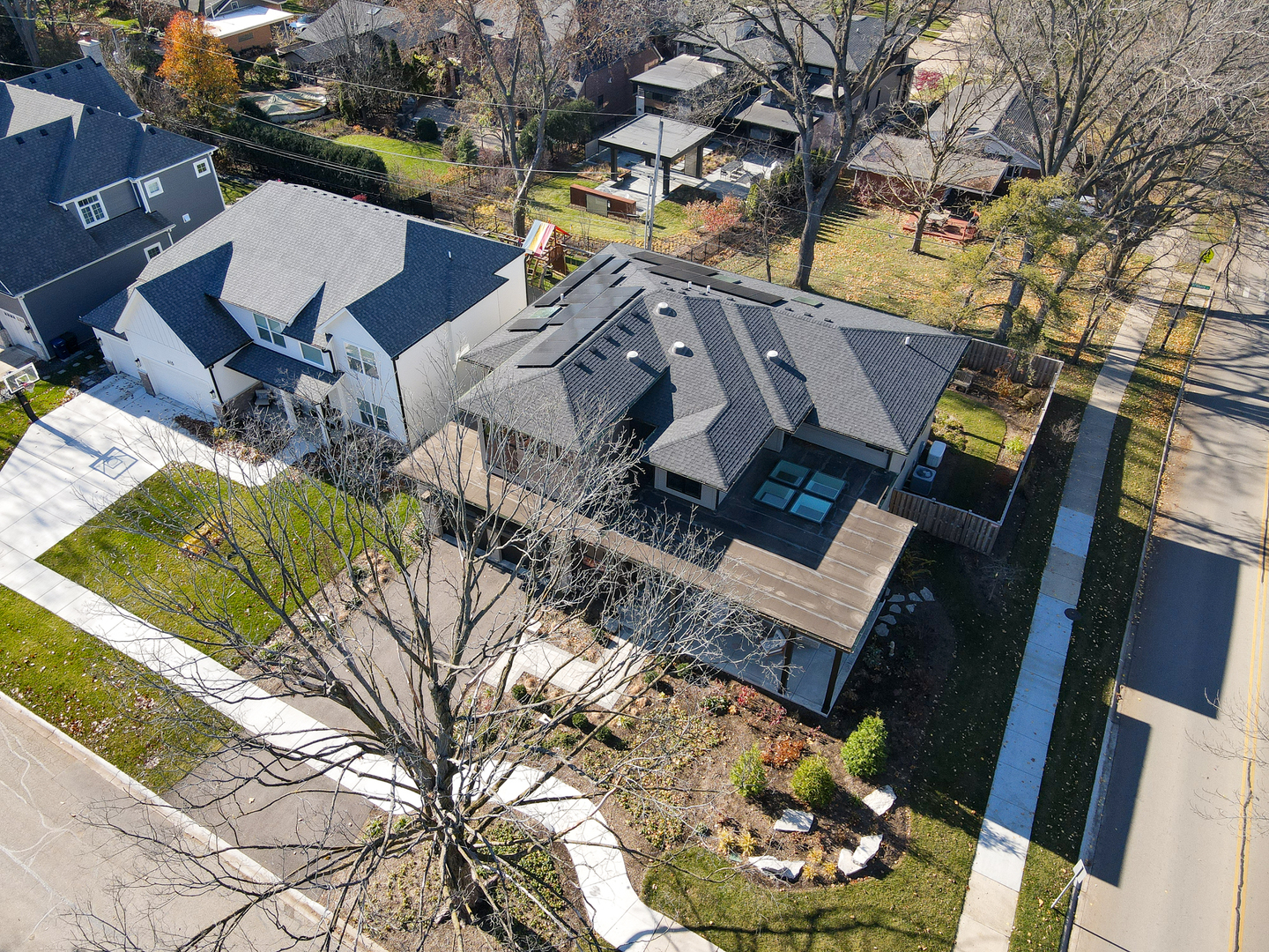 611 S Loomis Street, Naperville, IL 60540