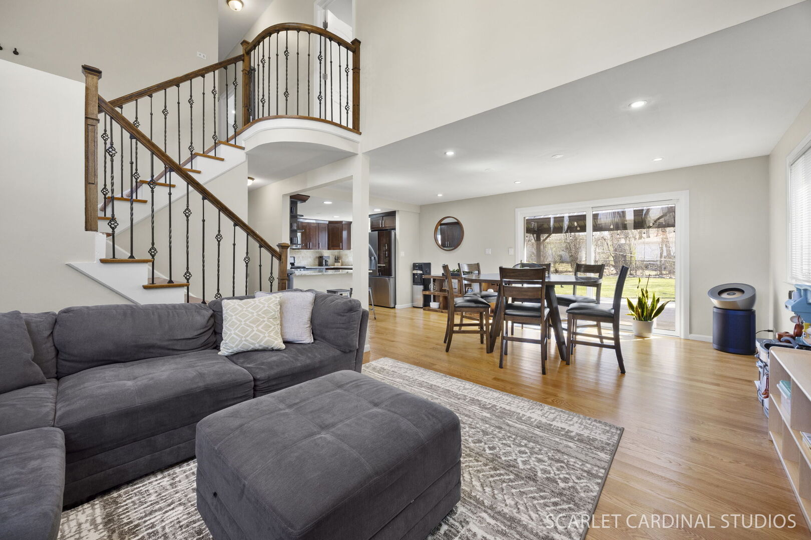 1003 E Alder Lane, Mount Prospect, IL 60056