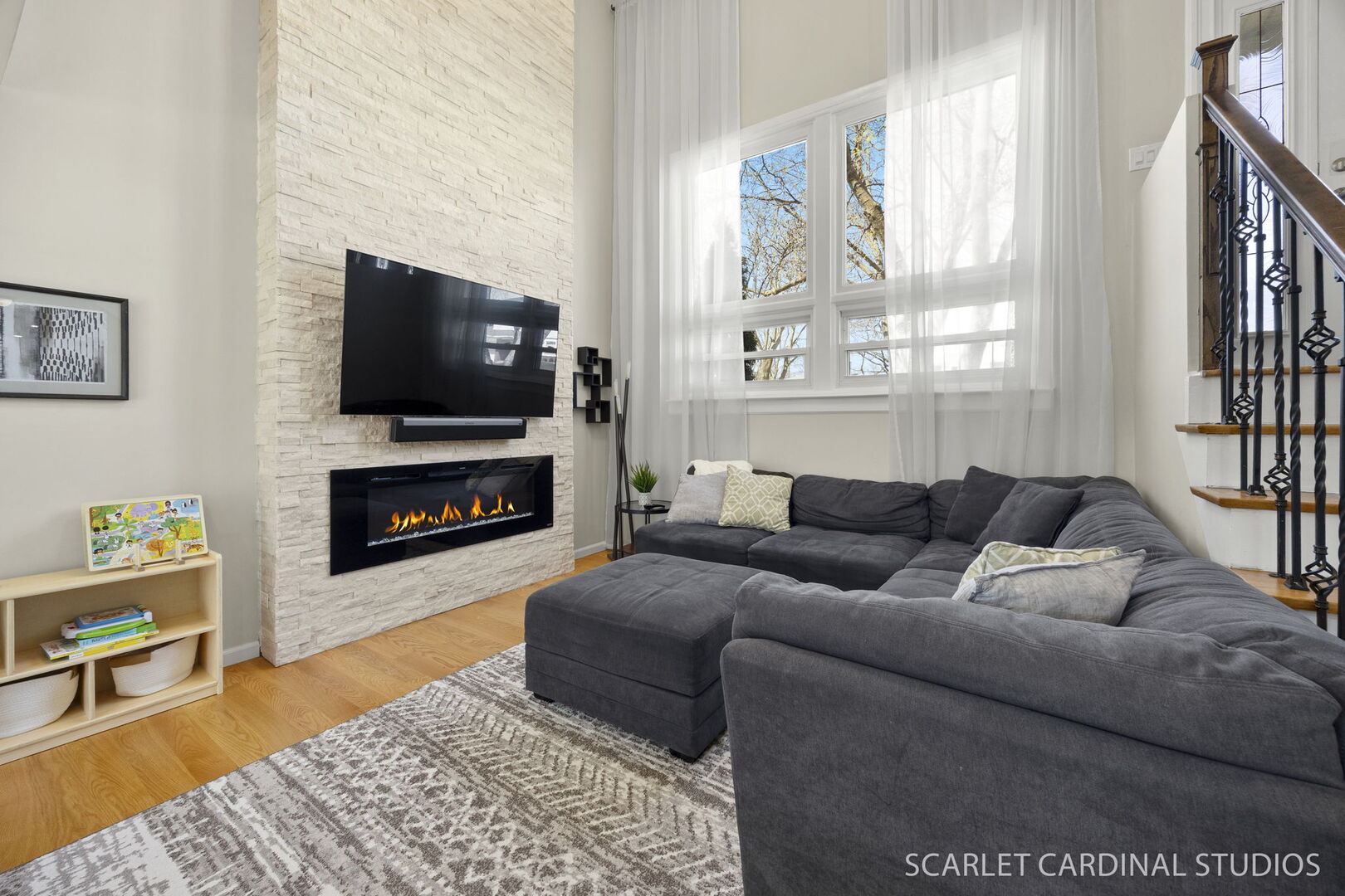 1003 E Alder Lane, Mount Prospect, IL 60056