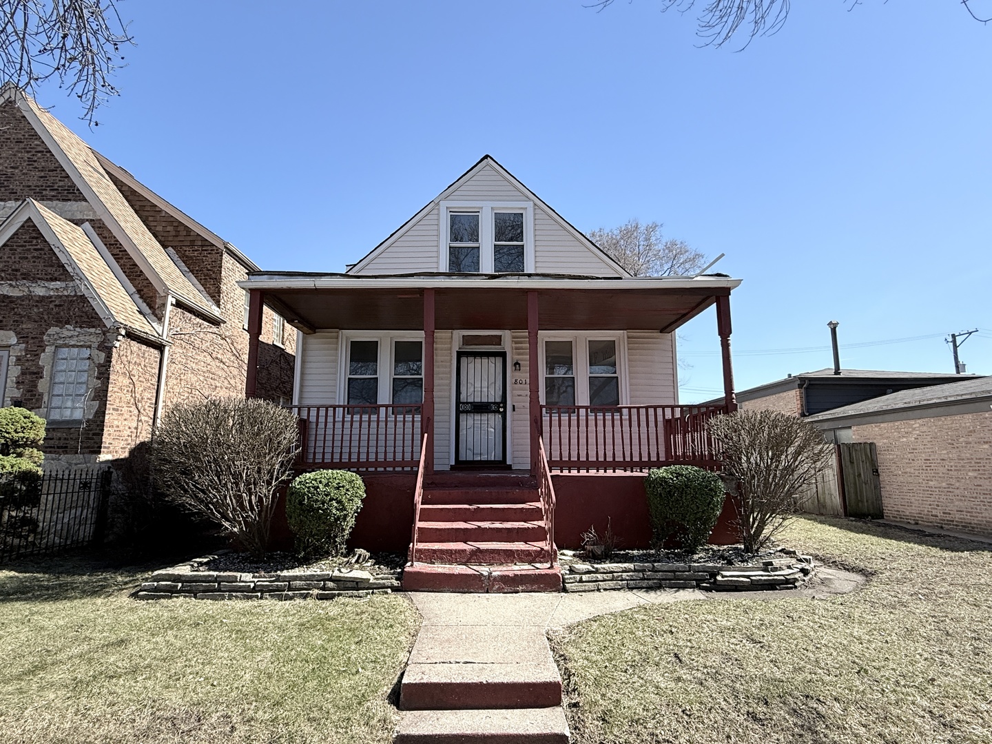 8015 S Harper Avenue, Chicago, IL 60619