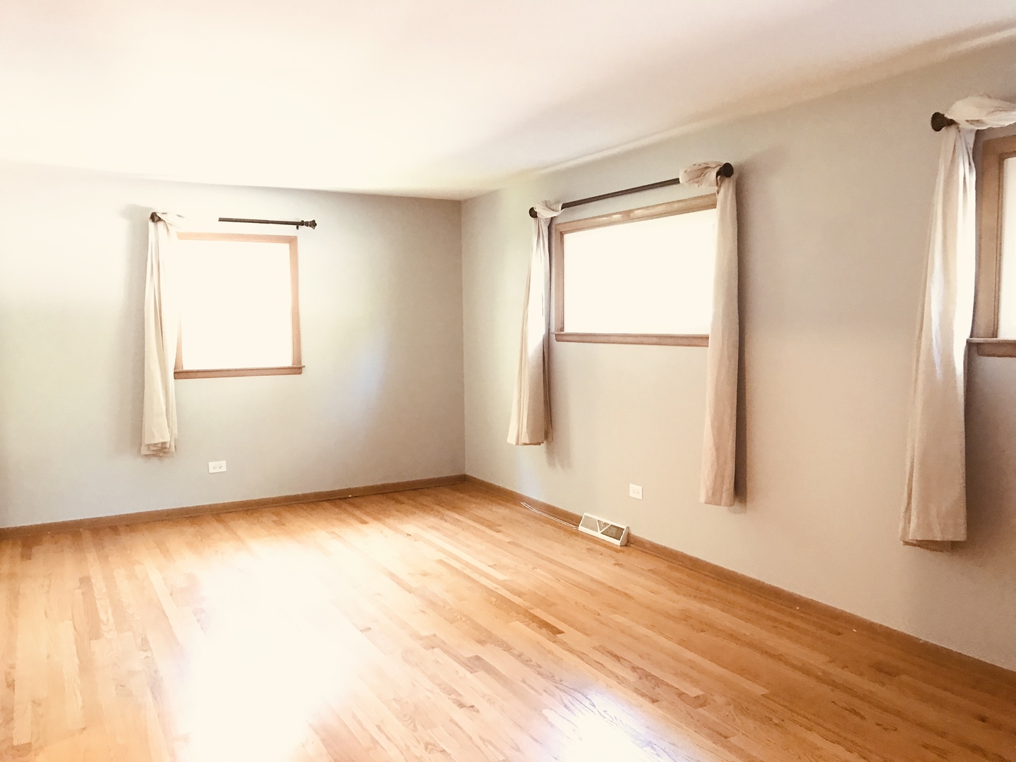 724 Burning Tree Lane, Naperville, IL 60563