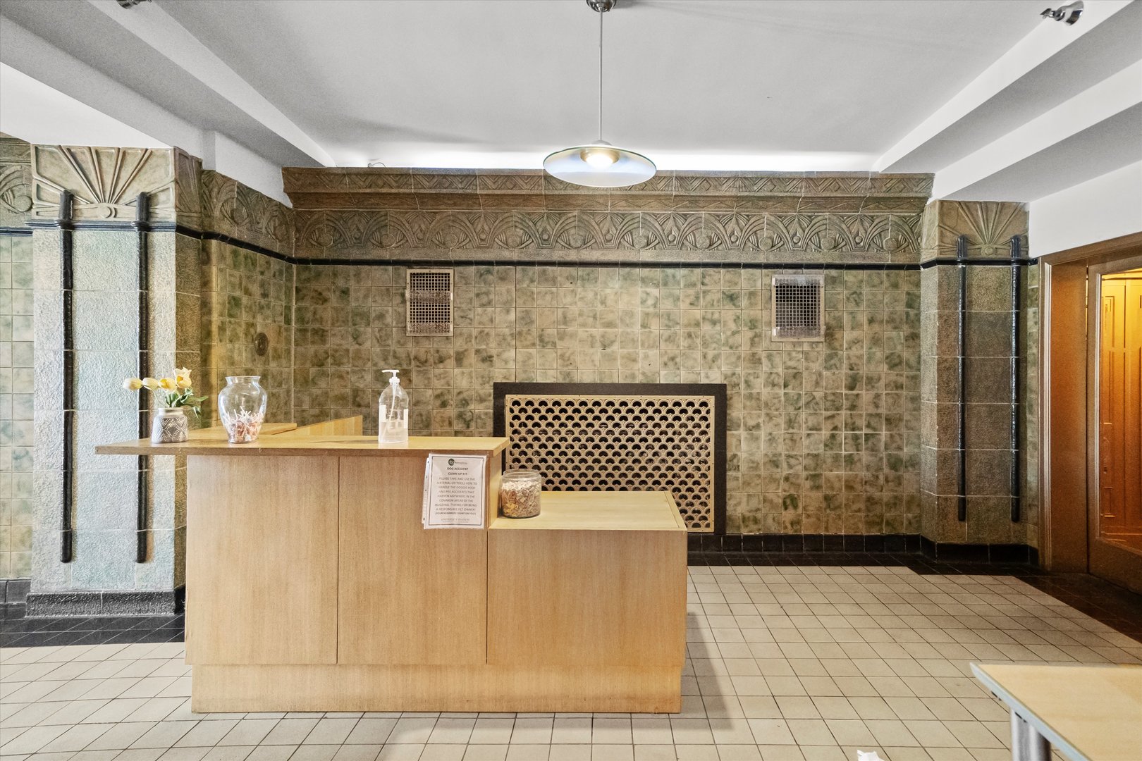 1550 S Blue Island Avenue #404, Chicago, IL 60608