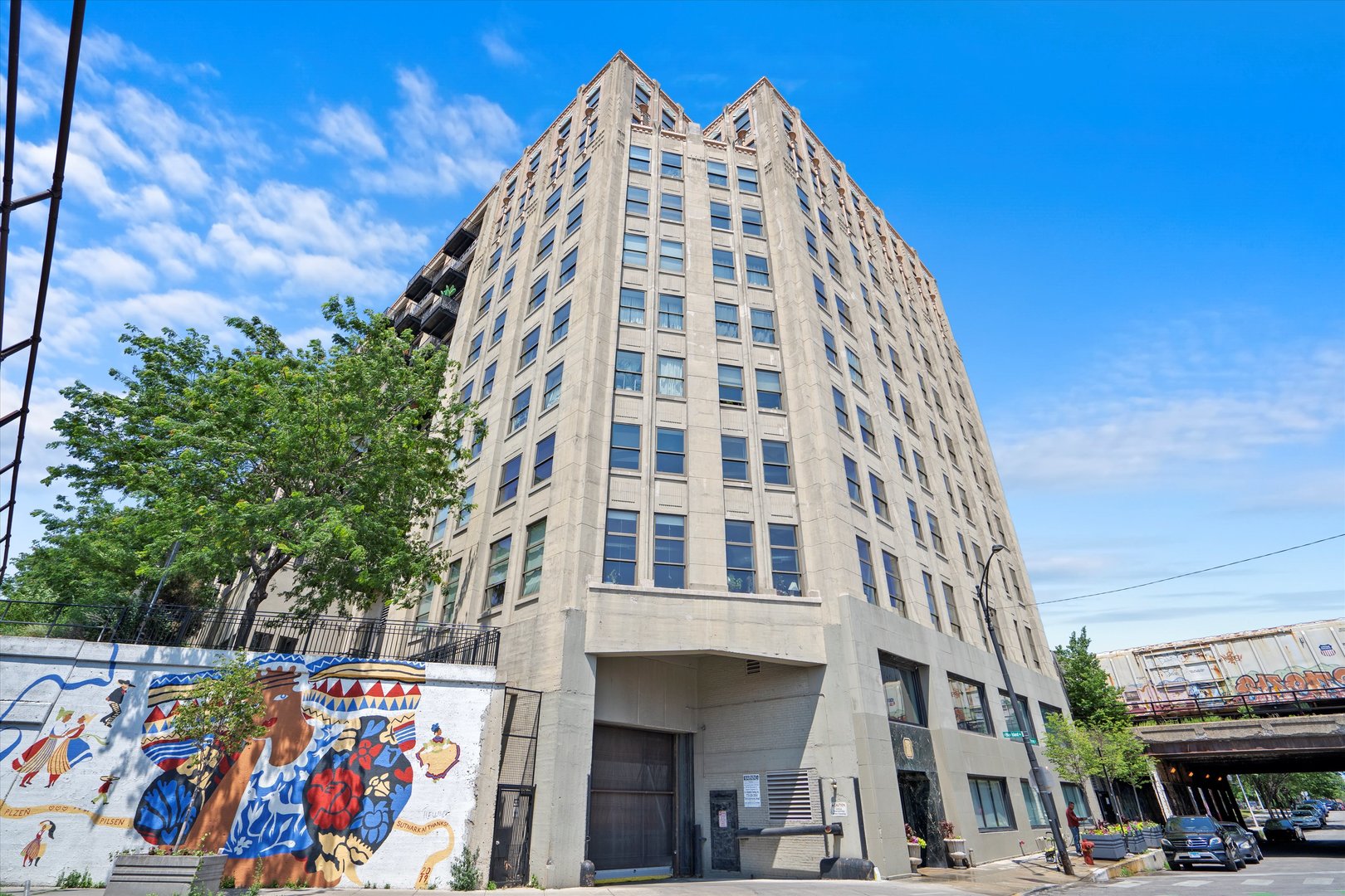 1550 S Blue Island Avenue #404, Chicago, IL 60608