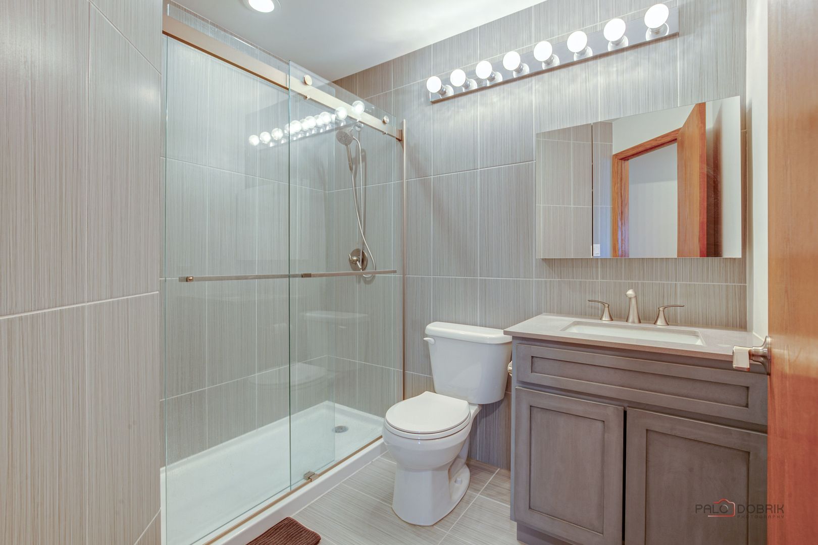 632 Grosse Pointe Circle #-, Vernon Hills, IL 60061