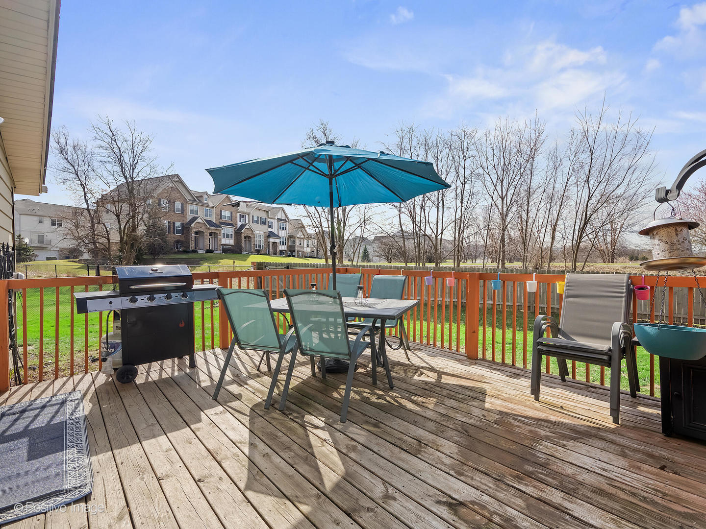 350 Shawnee Drive, Carol Stream, IL 60188