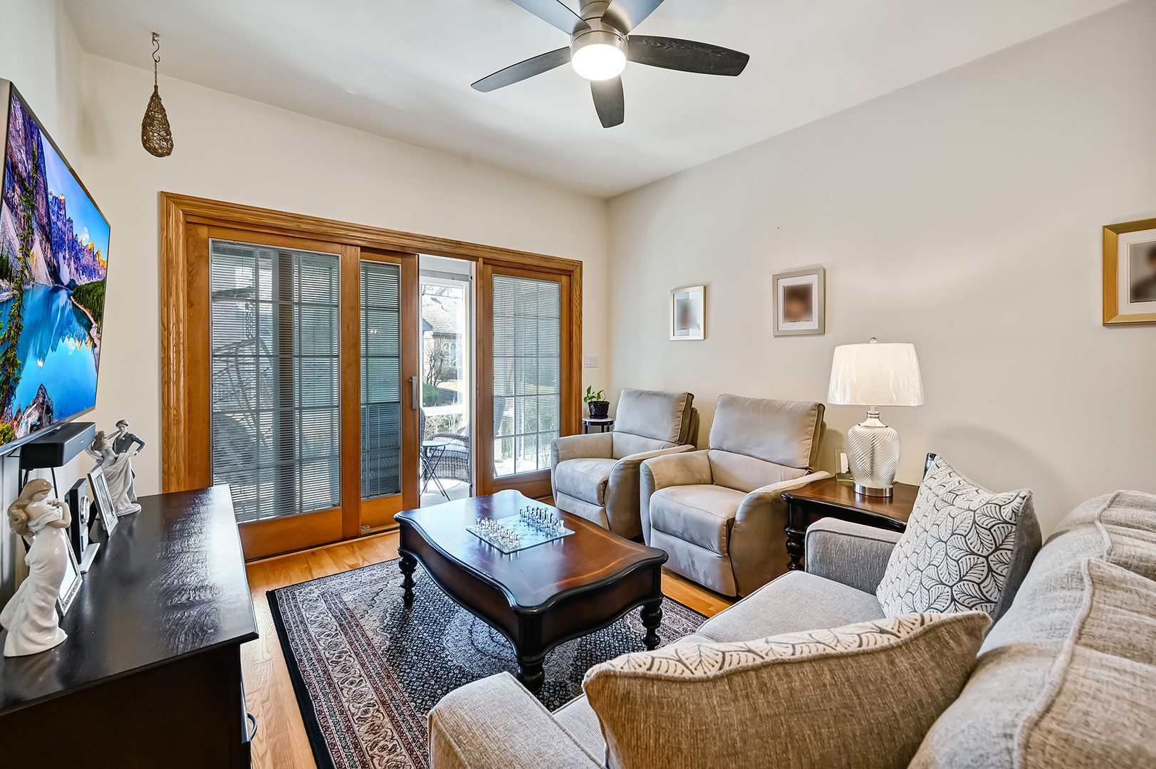 61 Berkshire Court, Burr Ridge, IL 60527