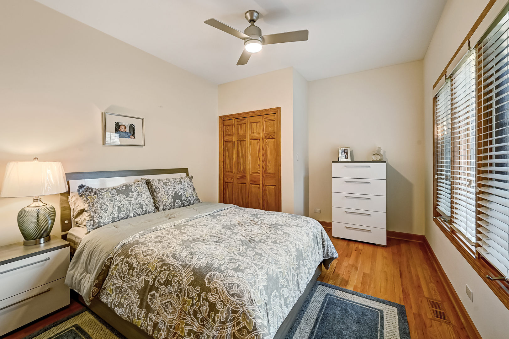 61 Berkshire Court, Burr Ridge, IL 60527