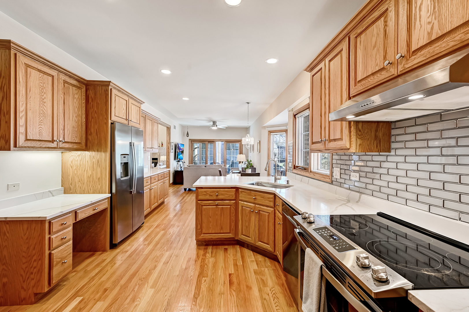 61 Berkshire Court, Burr Ridge, IL 60527