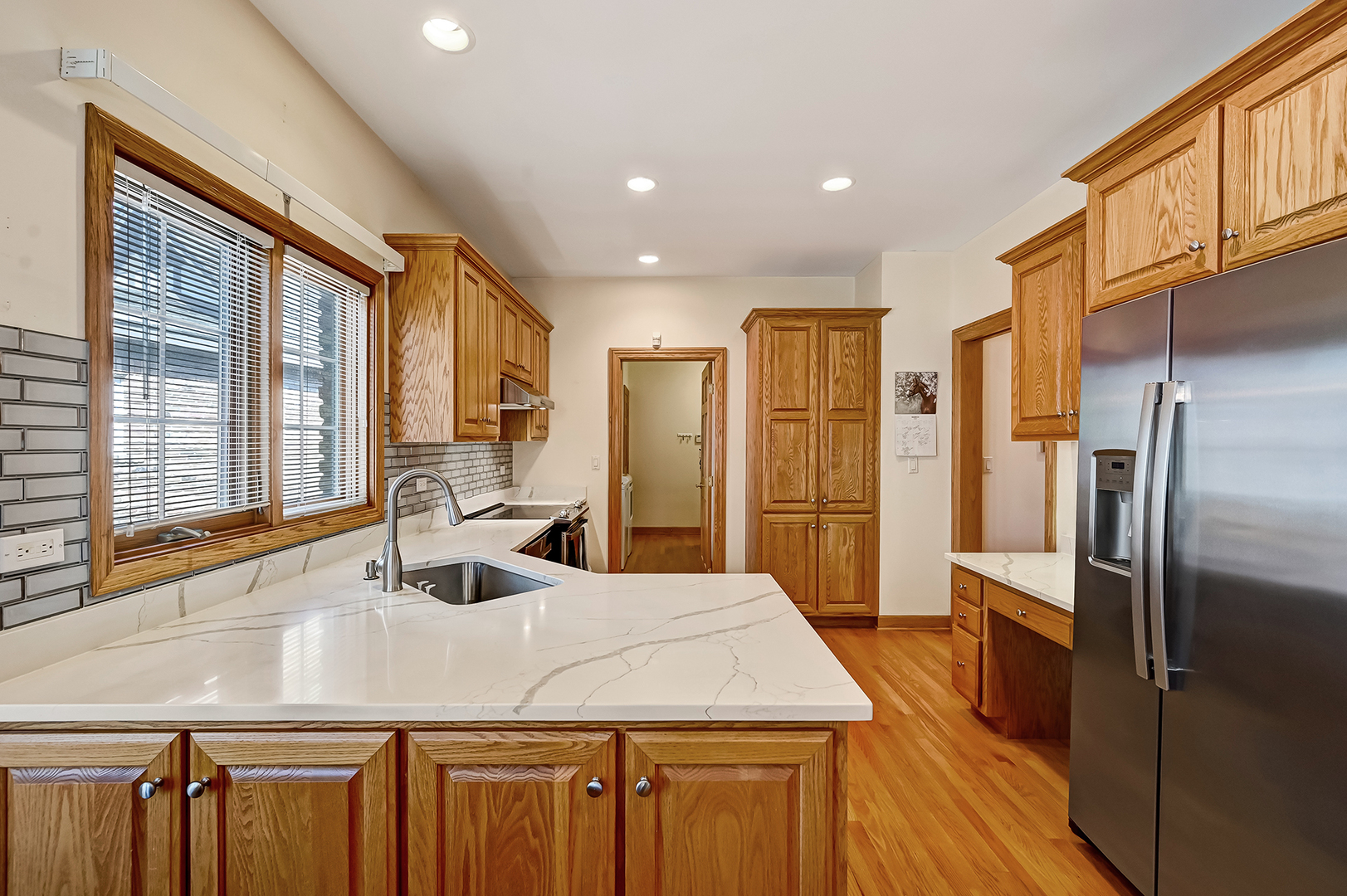 61 Berkshire Court, Burr Ridge, IL 60527