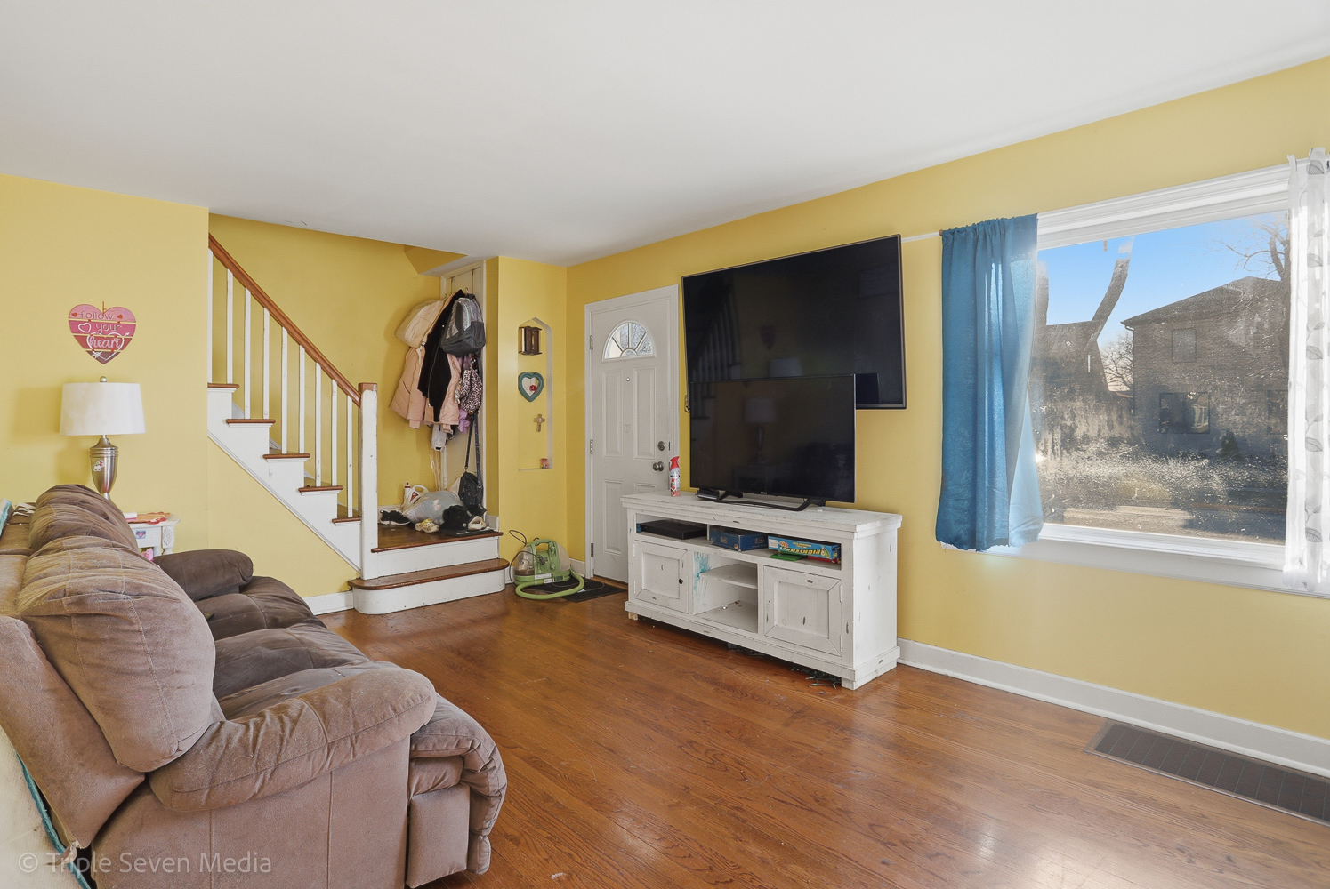 5201 S Neenah Avenue, Chicago, IL 60638