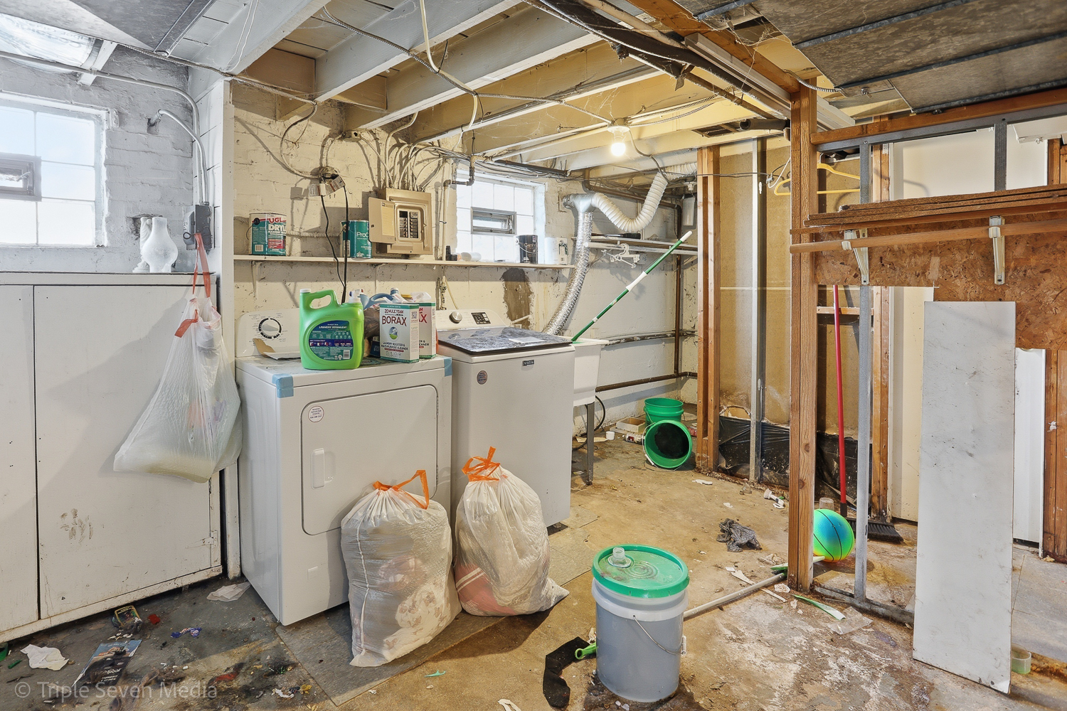 5201 S Neenah Avenue, Chicago, IL 60638