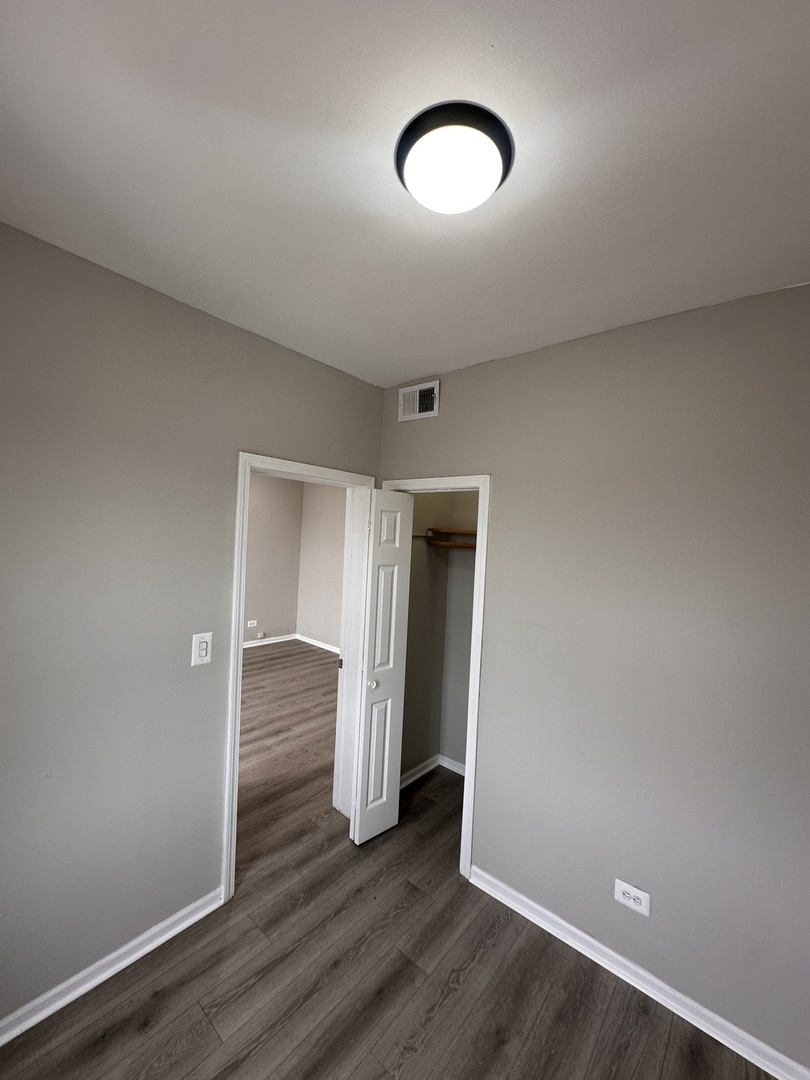 4942 S RACINE Avenue, Chicago, IL 60609