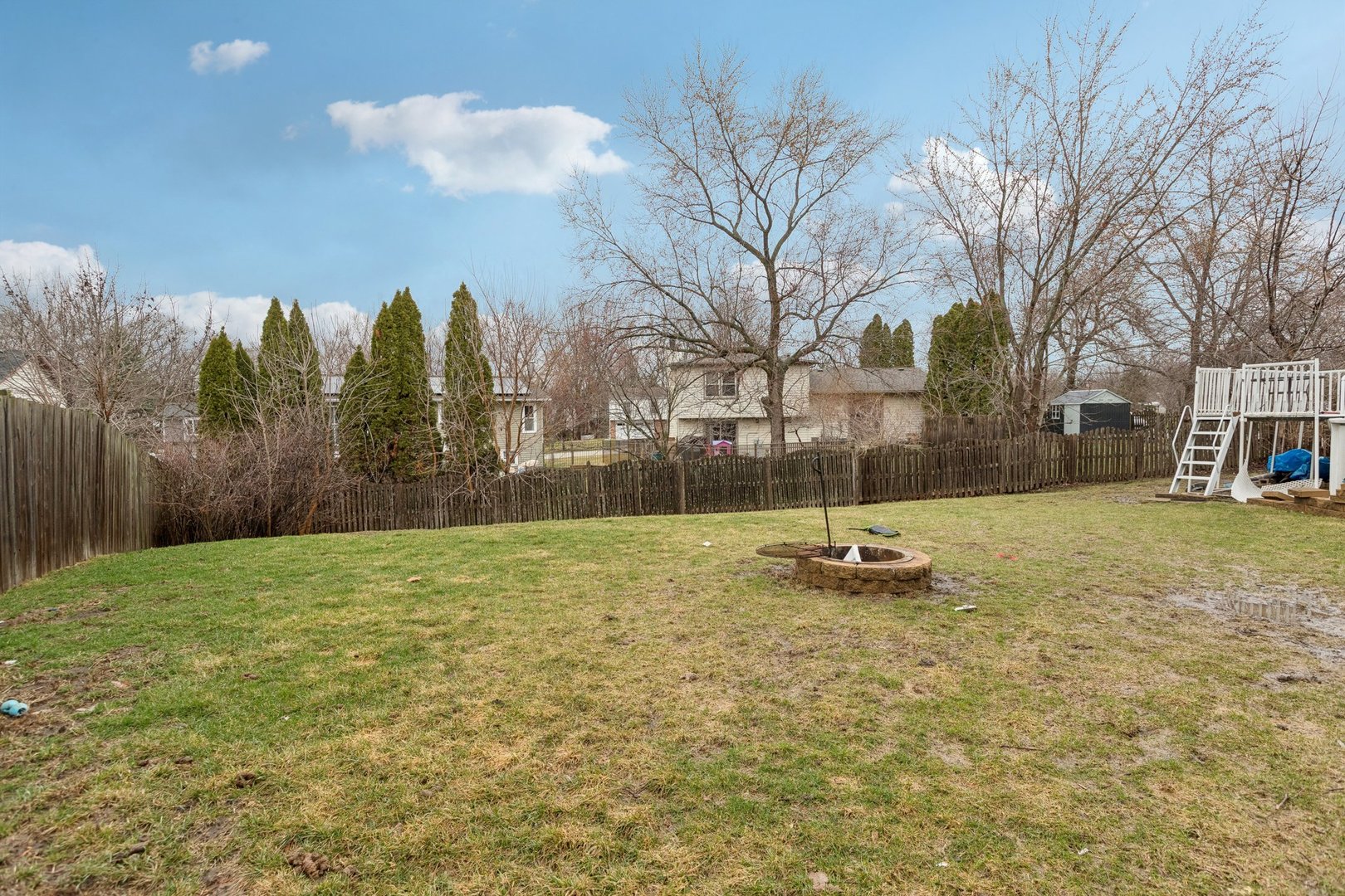 333 Grosvenor Court, Bolingbrook, IL 60440