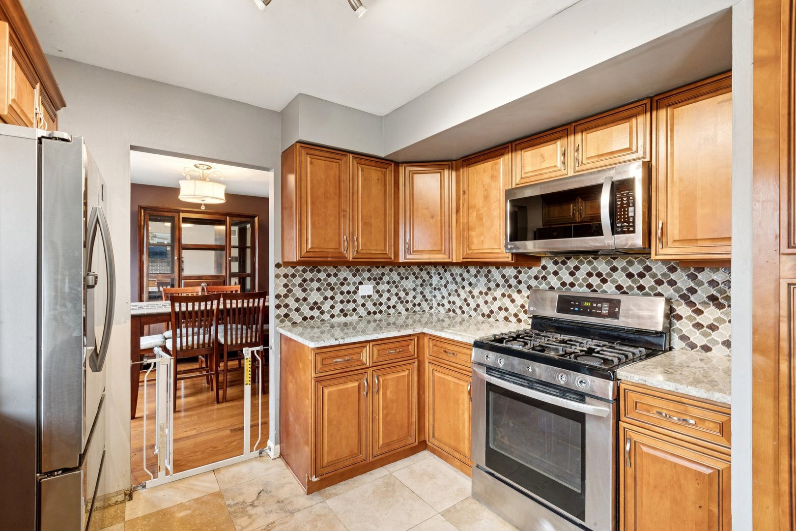 333 Grosvenor Court, Bolingbrook, IL 60440