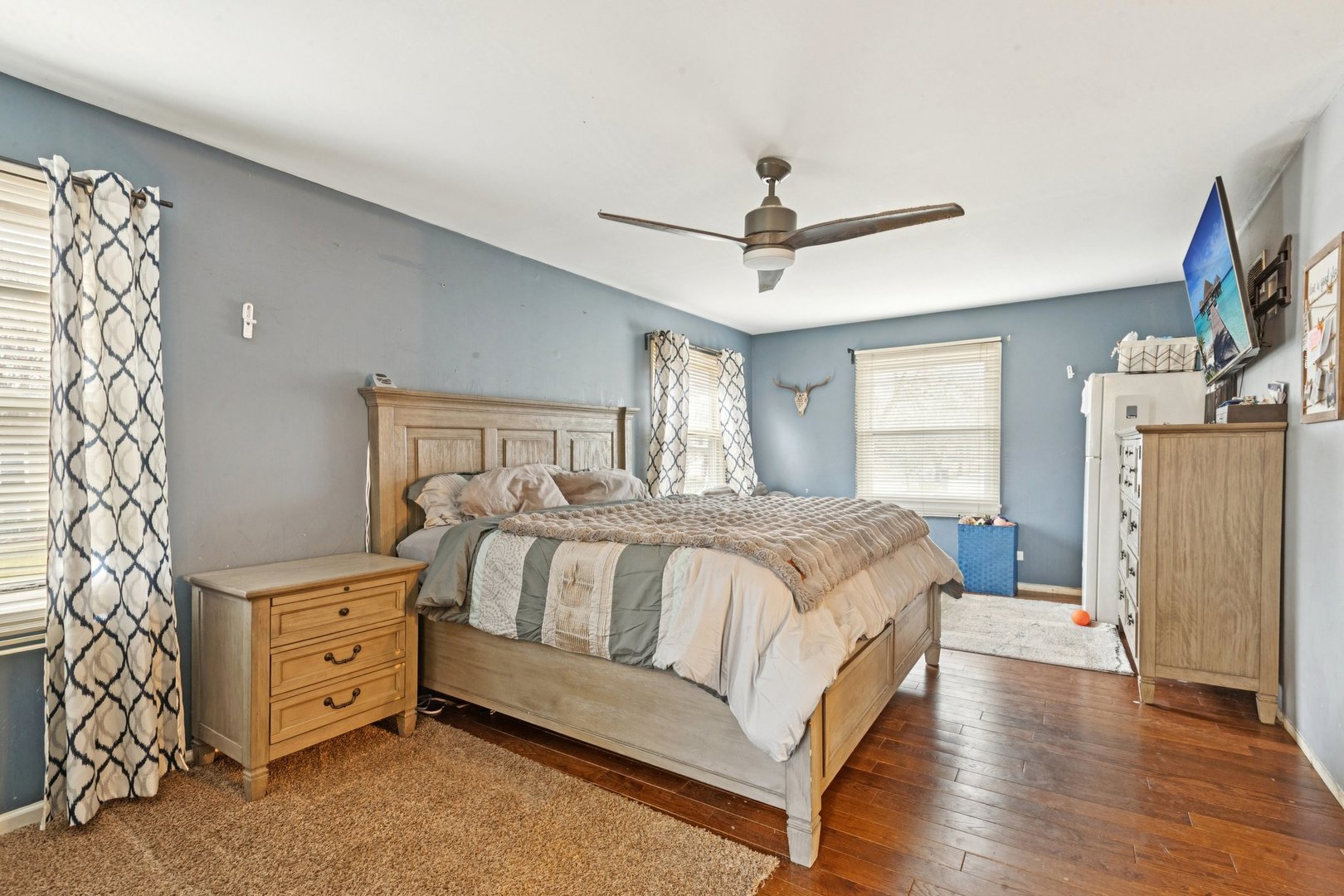 333 Grosvenor Court, Bolingbrook, IL 60440