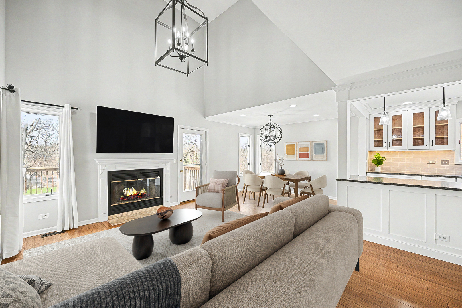 416 Lawrence Avenue, Glen Ellyn, IL 60137