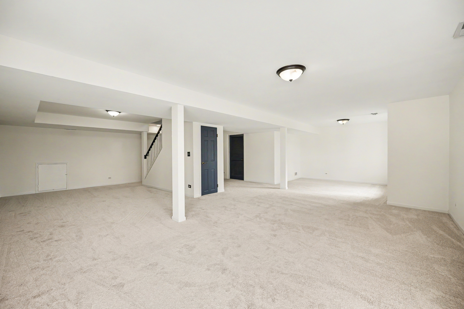 416 Lawrence Avenue, Glen Ellyn, IL 60137