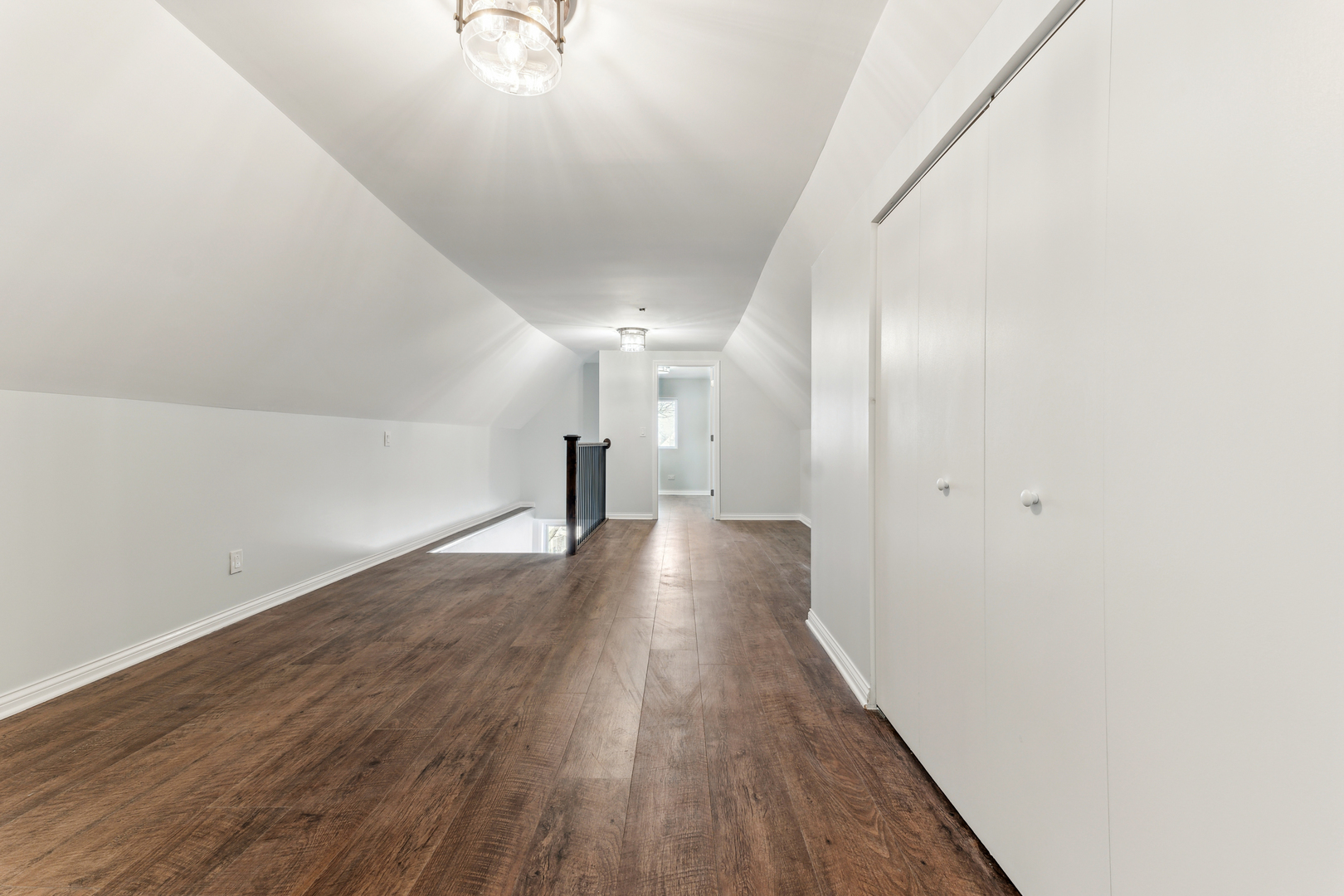 5003 W 31st Street, Cicero, IL 60804