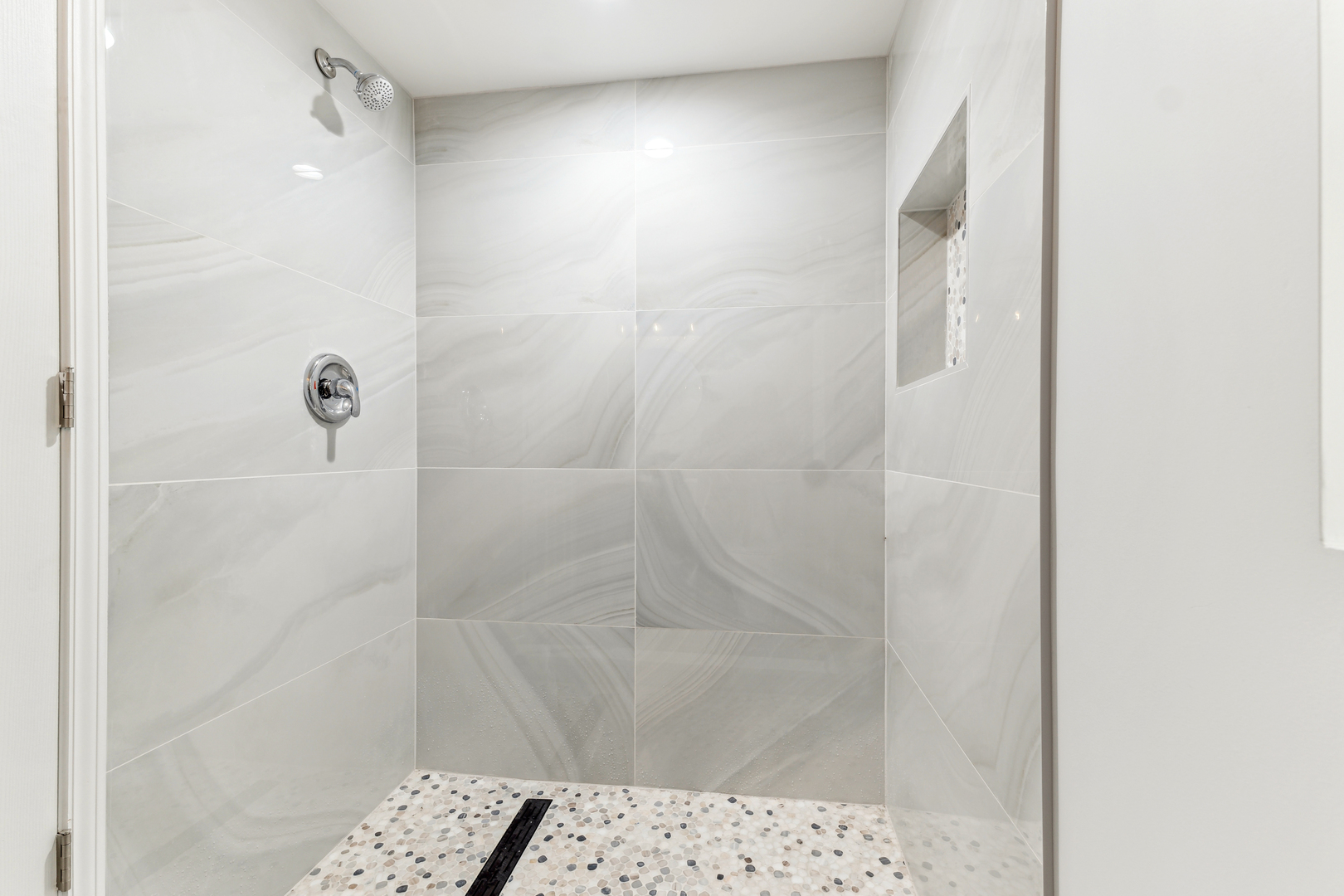 5003 W 31st Street, Cicero, IL 60804