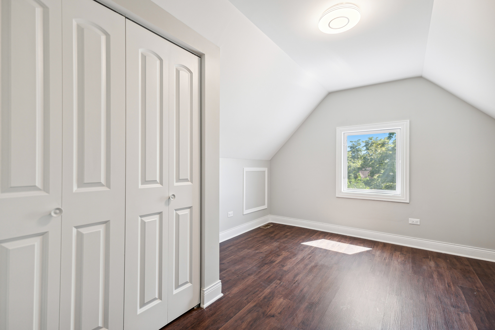 5003 W 31st Street, Cicero, IL 60804